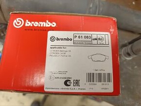 Přední brzdové destičky Brembo P61083 Citroen, Peugeot, DS