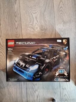 LEGO Technic 42176 - Porsche GT4 e-Performance