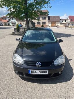 VW Golf 5 1.4 16v do 8.6. Sleva