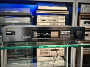 ONKYO Integra T-4711 (r.1996) TOP model, TOP stav