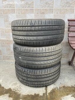 Pneu Pirelli 245/45 R17 LEVNĚ