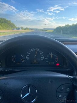 Mercedes CLK 230 W208