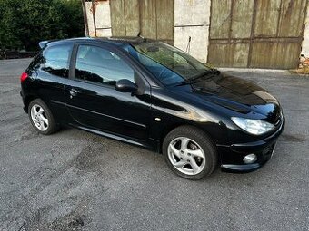 2005 PEUGEOT 206 1.4 8V