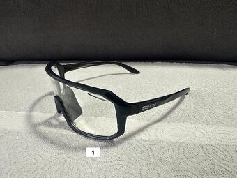 Nové fotochromatické a polarizační cyklistické brýle SCVCN