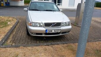 Volvo v70 2.5 tdi 103kw 2000 rok