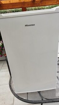 Lednička hisense