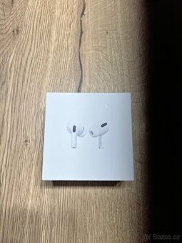 Sluchátka AirPods 1.generace