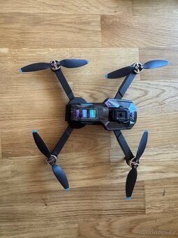 Dron LU60