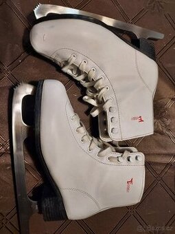 Dámské brusle vel.  37 EU zn EVEN