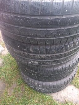 215/65R16c