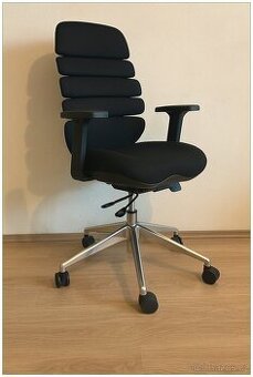 Kancelářská židle