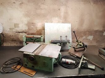 UMDS - univerzalni modelarsky drevoobrabeci stroj