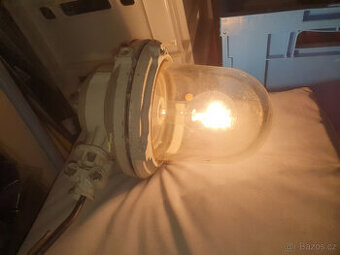 Průmyslové světlo