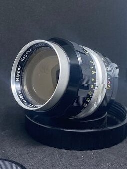 Nikkor-P Auto 105mm f/2.5 – stav nového, původní Nippon Koga