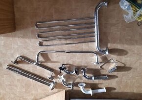 Držáky na ručníky a wc