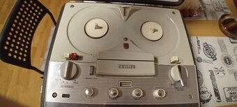 Magnetofon Philips Type EL3547A/22A  výrobní číslo: 073835