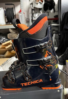 lyžáky TECNICA vel.25 a 25,5