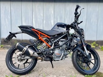 KTM Duke 125 díly motor není. Rok výroby 2018