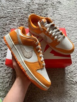 Nike Dunk Low Safari Swoosh Kumquat