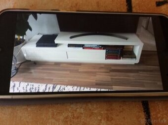 Televizní stolek bílí vysoký lesk