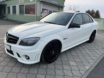 Mercedes Benz C 63 Amg 336 kw nehavarované nelakované TOP