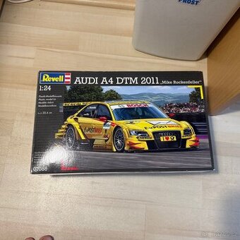 Plastikový model Revell Audi