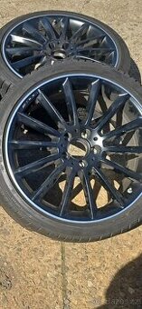 Mercedes-Benz AMG CLA A1184010300 8,5Jx19 ET55,2 + zimní Con