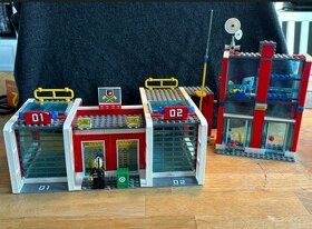 Lego hasiči stanica 7208