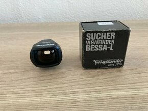 Hledacek Voigtlander 25mm pre rangefinder (Leica, Bessa...)
