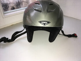 Lyžařská helma značky UVEX, výroba Německo. Barvy Stříbrná