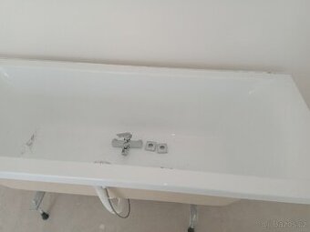 Akrylátová vana 170 x 70