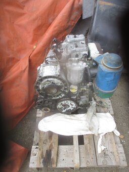 motor Slavia 2s90