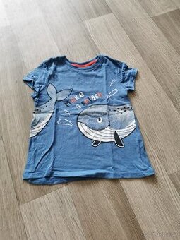 Modré dětské tričko s velrybou – So Cute, vel. 98 (2–3 roky)
