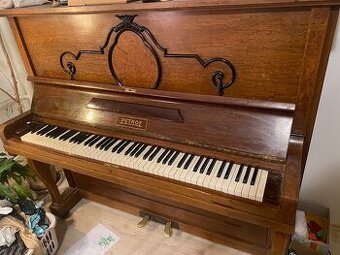 Pianini PETROF