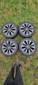 Zimní Michelin 245/45/18 Alu kola Mercedes BMW