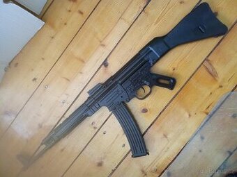 Stg 44 - 1
