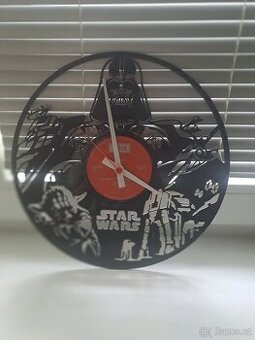 Nástěnné hodiny Star Wars