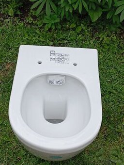 Závěsné WC - 1