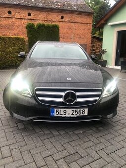 Mercedes-Benz třídy E 220d