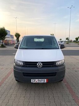 VW Transporter T5 2.0 TDI 103 kW WEBASTO Servisováno