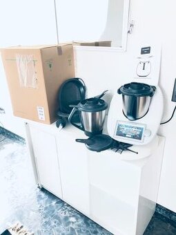 Thermomix TM6 se 2 hrnci