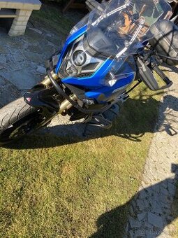 CF moto 650 MT Premium