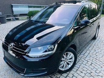 Volkswagen Sharan 2.0TDI 7MÍST 1.MAJITEL VÝHŘEV SERVISKA