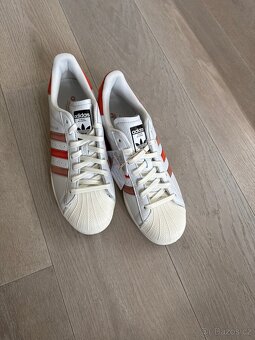 Adidas Superstar