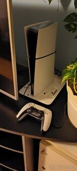 PlayStation 5 digital edition slim + chladící podložka