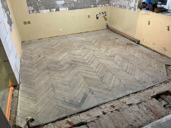 Dubové parkety necelých 10m2