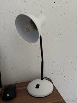 Stolní lampa