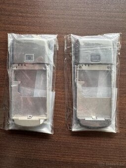 Nokia 8800 Carbon Arte středový kryt