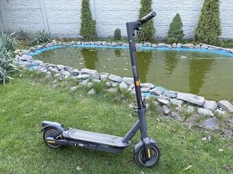 ELEKTROKOLOBĚŽKA NINEBOT MAX G2