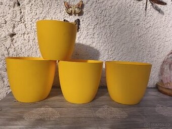 Okrasné obaly na květináče různé